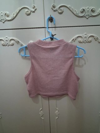 Top smanicato girocollo rosa chiaro