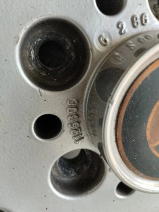 Llantas Clásicas BMW E28 Originales con gomas