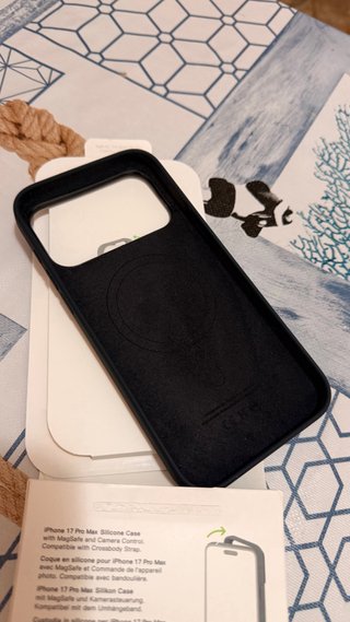 Funda iPhone 17 Pro Max Silicone Case