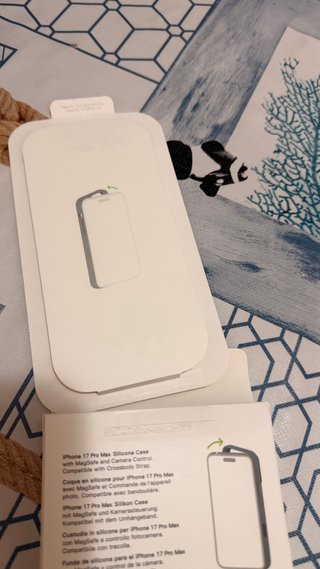 Funda iPhone 17 Pro Max Silicone Case