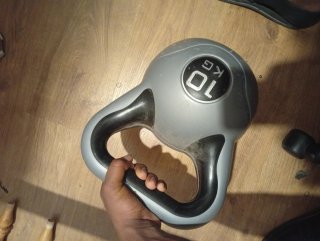 Pesa Kettlebell 10 kg Gris