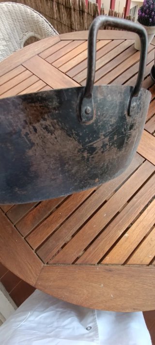 Gran sartén de hierro vintage