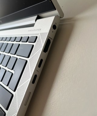 HP EliteBook 830 G8 - 8GB RAM - 238GB SSD