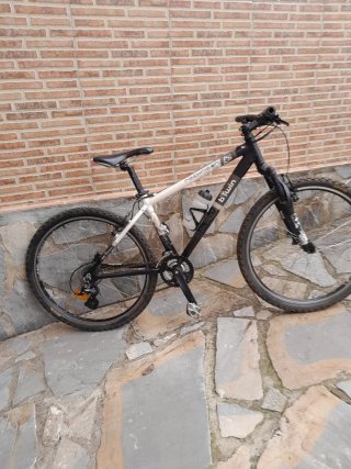 Bicicleta Btwin Rockrider