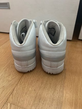 Zapatillas Fila Blancas Altas tipo bota