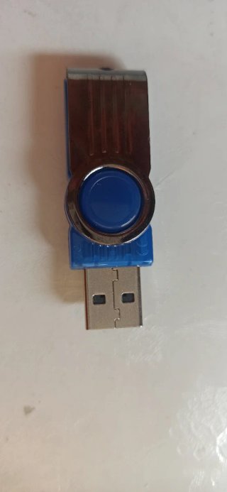 Pendrive 64GB 2.0 Azul con Bisagra giratoria