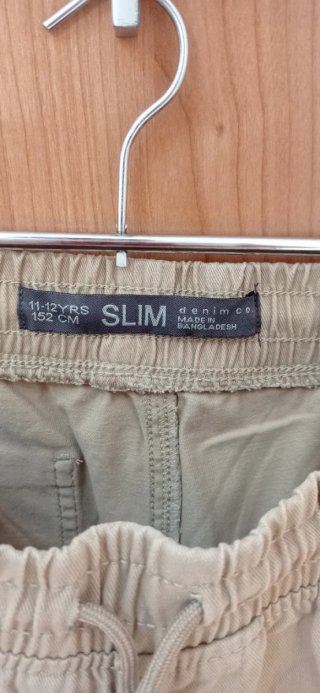 Pantalón para Niños  Beige de talla 11/12 años