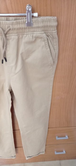Pantalón para Niños  Beige de talla 11/12 años