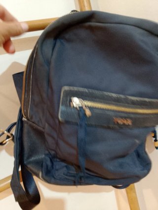 Mochila Tous azul y dorada