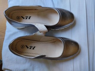 Zapatos VFI Talla 36 Plateados