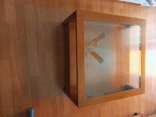 Mesa de centro de madera y cristal