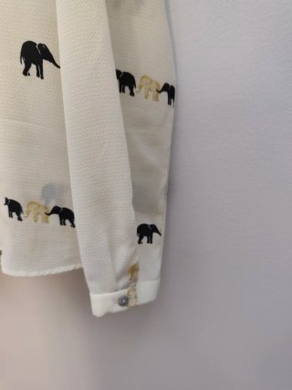 Blusa Zara Estampada Elefantes Blanca