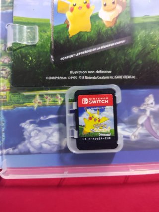 Pokemon Let's Go Pikachu Nintendo Switch #A2631