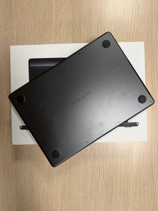 MacBook Pro M4 16GB 512GB con Apple Care