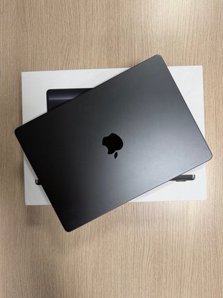 MacBook Pro M4 16GB 512GB con Apple Care