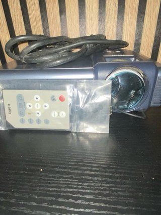 Proyector BenQ Azul/Gris (Se acepta negociar)