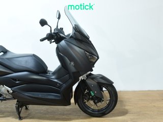 YAMAHA XMAX 125