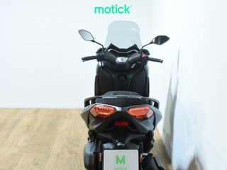 YAMAHA XMAX 125
