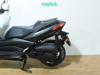 YAMAHA XMAX 125