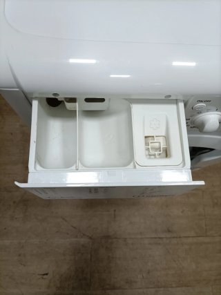 Lavasecadora Indesit 7/5kg clase A 1600rpm garanti