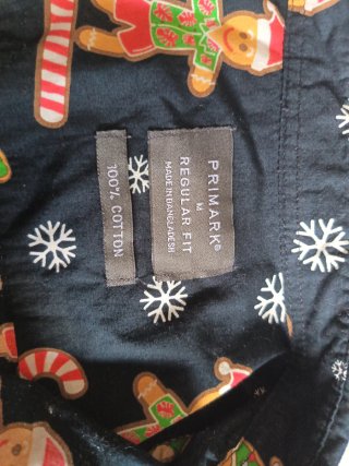 Camisa Negra Estampado Navideño