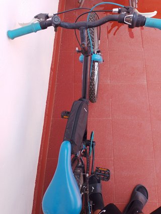 Bicicleta Montaña Azul y Negra mediana