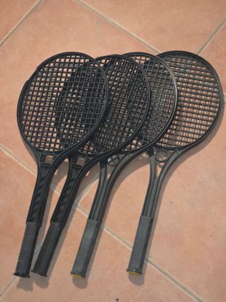 2 Raquetas de Tenis Negras