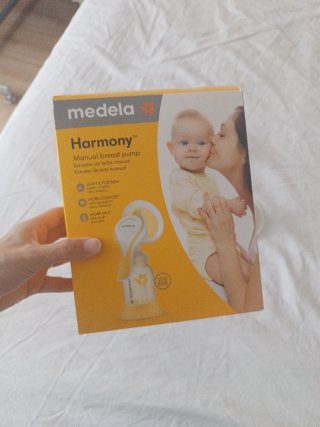 Sacaleches Medela Harmony + conchas colectoras