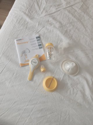Sacaleches Medela Harmony + conchas colectoras