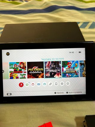Nintendo Switch Blanca y Negra