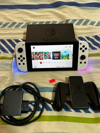 Nintendo Switch Blanca y Negra