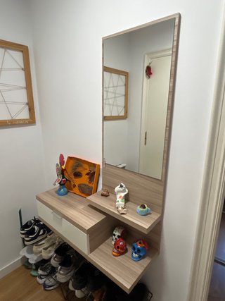 Recibidor de entrada moderno