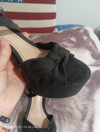 Sandalias Bershka negras talla 37