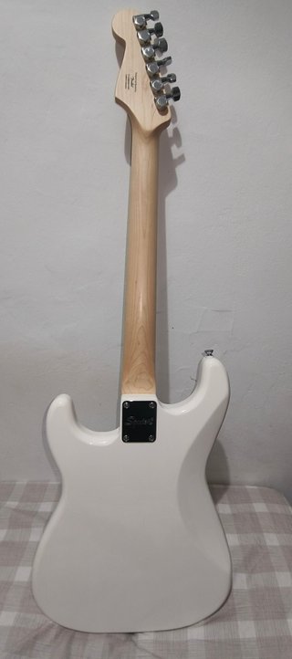 Guitarra Eléctrica Fender Squier Blanca