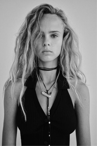 Collar doble Zara estilo vaquero