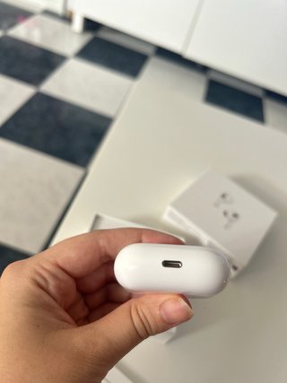 Airpods 3ª Gen con estuche de carga, caja y cable