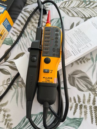 Fluke T110 - Comprobador Tensión/Continuidad