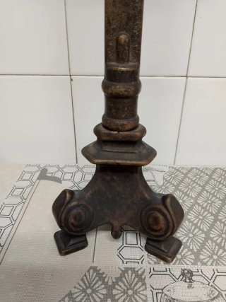 Crucifijo de mesa antiguo