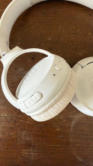 Auriculares Inalámbricos JBL Tune Blancos