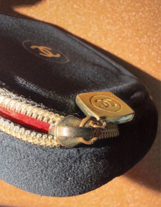 Estuche Chanel Rojo con Espejo