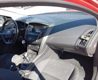 Salpicadero ford focus lim. black&red 485080