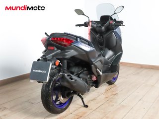 YAMAHA X-MAX 125