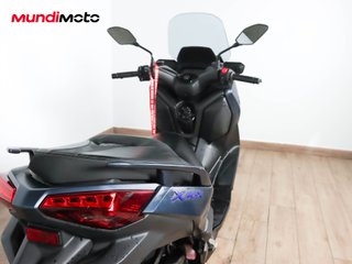YAMAHA X-MAX 125