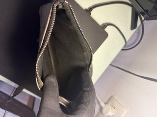 Neceser o cartera de mano Louis Vuitton negra