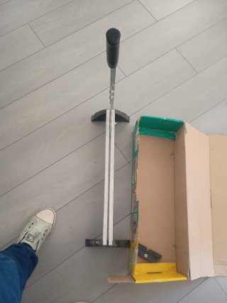 Guillotina para suelo laminado