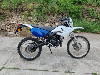 Yamaha DT50 Enduro - Azul/Blanco