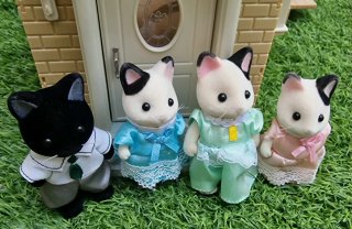 Familia Gatos Tuxedo Sylvanian Families