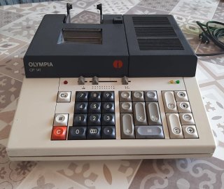 Calcolatrice Olympia CP 141