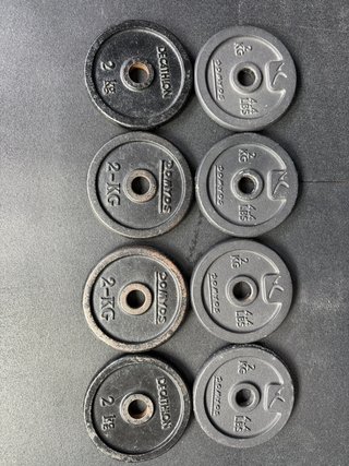 Gimnasio completo rack + banco + discos + extras