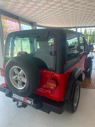 Jeep Wrangler 4.0 Techo Lona (AM 2002)